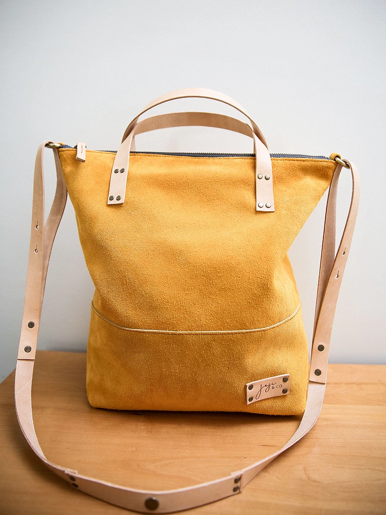 Joji & Co. EZE Convertible Backpack Yellow (size 2)