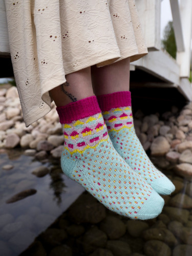 Kesämökki Socks Yarn Kit