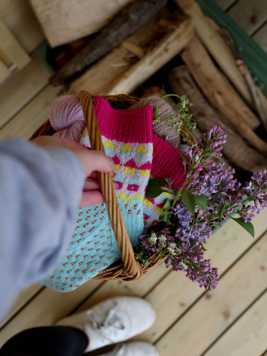 Kesämökki Socks Yarn Kit