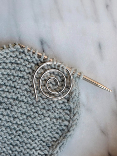 KNITS Spiral Helping Needle Silver